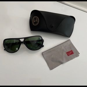 Ray Ban RB4162 polarized.